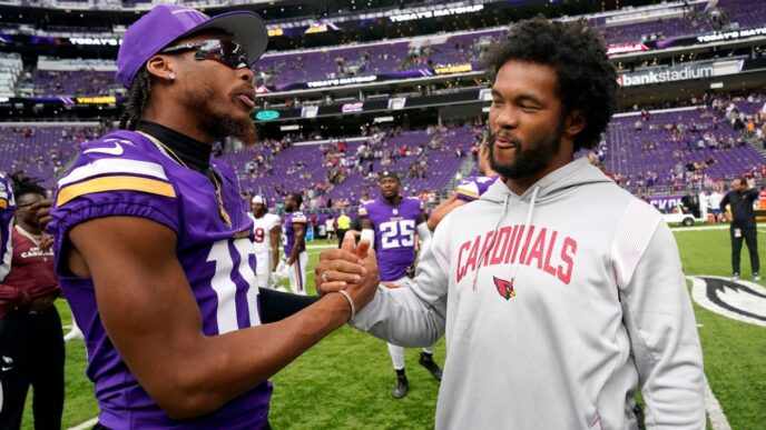 {"result":"El quarterback Kyler Murray firma con los Minnesota Vikings para 2026","id":"msg_MN8rb5ICa1ywjfJDY6O5ViMP","object":"thread.message","created_at":"2026-03-17T21:02:37.000Z","assistant_id":"asst_mcOG4IzrJbKo7CjhsiwKhSLq","thread_id":"thread_QduUdSr7oJEI2cGLMzJUSvFz","run_id":"run_2f35wnBkBlY2bWer4WP1c5Eh","role":"assistant","content":[{"type":"text","text":{"value":"El quarterback Kyler Murray firma con los Minnesota Vikings para 2026","annotations":[]}}],"attachments":[],"metadata":{}}