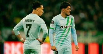 {"result":"El Panathinaikos venció al Real Betis en los octavos de la Europa League","id":"msg_sC8cUOZ3QBOysnsfBrowjXG0","object":"thread.message","created_at":"2026-03-17T21:38:21.000Z","assistant_id":"asst_mcOG4IzrJbKo7CjhsiwKhSLq","thread_id":"thread_RIMm1FOoGDUjbUxwOIjuQsXb","run_id":"run_4SaxgnBbmab6TahVW55xH6zW","role":"assistant","content":[{"type":"text","text":{"value":"El Panathinaikos venció al Real Betis en los octavos de la Europa League","annotations":[]}}],"attachments":[],"metadata":{}}