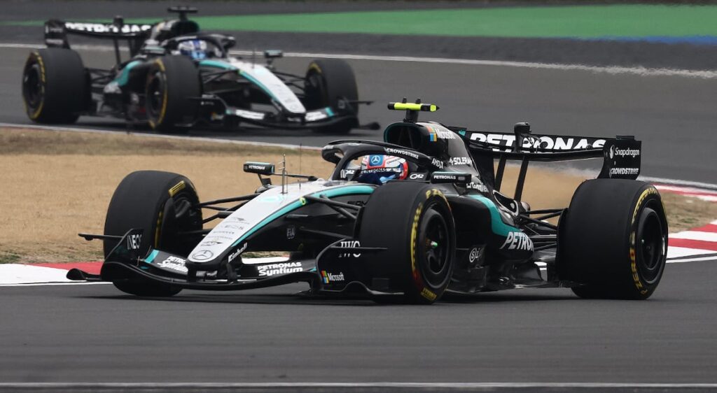 {"result":"La piloto Andrea Kimi Antonelli ganó el Gran Premio de China 2026","id":"msg_rnCVrLYY634EtjKlDJVpwIBS","object":"thread.message","created_at":"2026-03-17T23:44:49.000Z","assistant_id":"asst_mcOG4IzrJbKo7CjhsiwKhSLq","thread_id":"thread_tMdzkiOsvOckW1HhCFHXJ8of","run_id":"run_cX6q3fEbLOm5C2nqQuxvglQ6","role":"assistant","content":[{"type":"text","text":{"value":"La piloto Andrea Kimi Antonelli ganó el Gran Premio de China 2026","annotations":[]}}],"attachments":[],"metadata":{}}