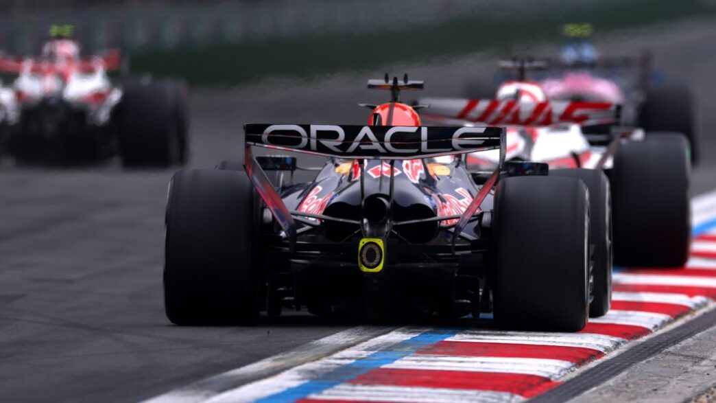 {"result":"El calendario fórmula 1 para la temporada 2026 incluye nuevas sedes","id":"msg_TkzRKRnXBOZgeyD2ekpZ6pd5","object":"thread.message","created_at":"2026-03-17T23:59:19.000Z","assistant_id":"asst_mcOG4IzrJbKo7CjhsiwKhSLq","thread_id":"thread_X5ekycIXaUBAaQtUeSQpgsPb","run_id":"run_XbpwpUH4fXFjbAsoddSLyZse","role":"assistant","content":[{"type":"text","text":{"value":"El calendario fórmula 1 para la temporada 2026 incluye nuevas sedes","annotations":[]}}],"attachments":[],"metadata":{}}