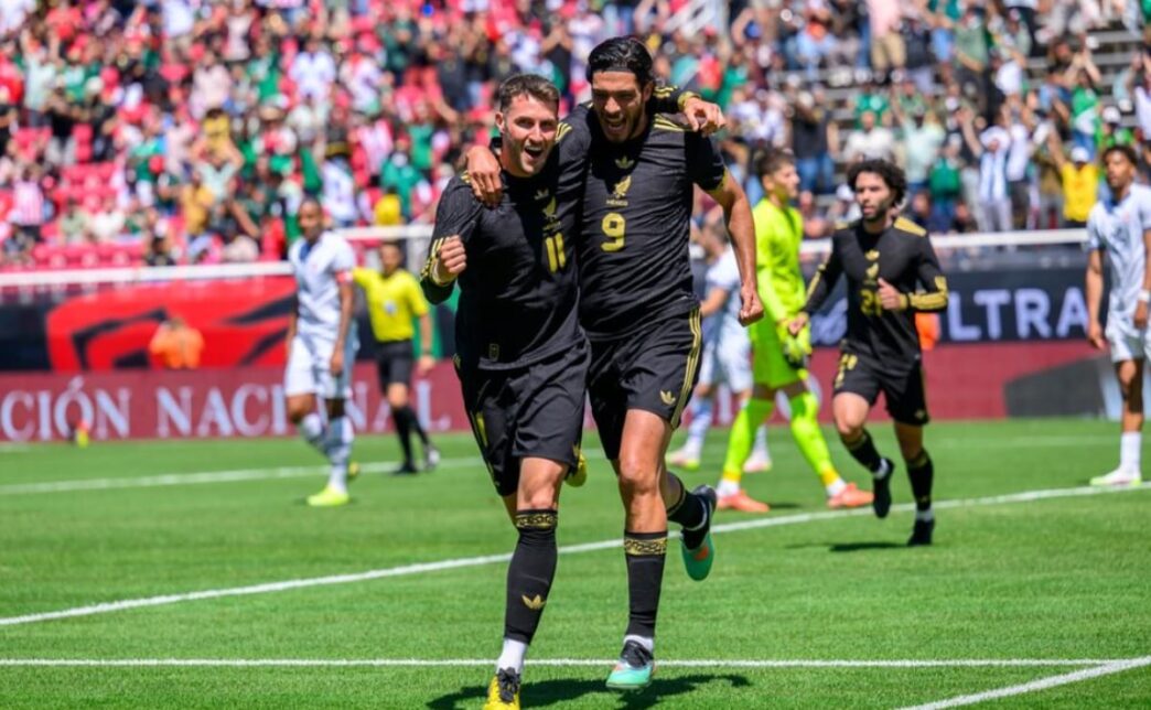 {"result":"El mural del Mundial 2026 en el Estadio Azteca sufrió vandalismo","id":"msg_EgAO5PoyIkHQt85YFd81OF3w","object":"thread.message","created_at":"2026-03-18T00:18:24.000Z","assistant_id":"asst_mcOG4IzrJbKo7CjhsiwKhSLq","thread_id":"thread_8P26mRlSQCk4SNrHNlRIEXOE","run_id":"run_gXTvuhHIzJ8TnxxXE3IZuwXv","role":"assistant","content":[{"type":"text","text":{"value":"El mural del Mundial 2026 en el Estadio Azteca sufrió vandalismo","annotations":[]}}],"attachments":[],"metadata":{}}