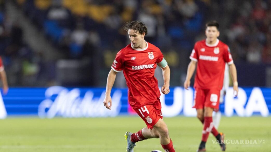 {"result":"El jugador Marcel Ruiz volvió a la actividad con Toluca en la Concacaf Champions Cup 2026","id":"msg_FhPKstY32qogSKoE2zervHFf","object":"thread.message","created_at":"2026-04-16T23:50:20.000Z","assistant_id":"asst_mcOG4IzrJbKo7CjhsiwKhSLq","thread_id":"thread_KLZkVHj1Z66z9tYhLFUt7ySJ","run_id":"run_OGNwWdmPF52kkC1vfBCzEcdy","role":"assistant","content":[{"type":"text","text":{"value":"El jugador Marcel Ruiz volvió a la actividad con Toluca en la Concacaf Champions Cup 2026","annotations":[]}}],"attachments":[],"metadata":{}}