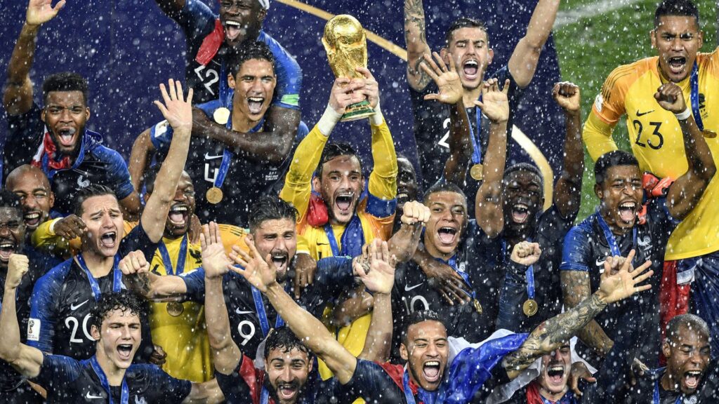 {"result":"La FIFA anuncia la venta oficial de las entradas Mundial2026","id":"msg_TXzSgQqVn1LYAX6aUh86Pm2a","object":"thread.message","created_at":"2026-04-20T12:07:19.000Z","assistant_id":"asst_mcOG4IzrJbKo7CjhsiwKhSLq","thread_id":"thread_c3amoMbYKobltpUrIWWJ5d4F","run_id":"run_MgiZq4IxJ5H2UqcCMTev6iz1","role":"assistant","content":[{"type":"text","text":{"value":"La FIFA anuncia la venta oficial de las entradas Mundial2026","annotations":[]}}],"attachments":[],"metadata":{}}