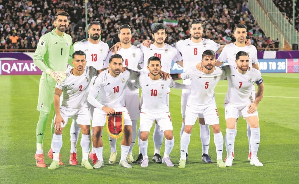 {"result":"La Copa Mundial de Futbol 2026 confirma la participación de Irán","id":"msg_JTbAUMtrLhC8Ma6xJHv62XJs","object":"thread.message","created_at":"2026-04-20T12:20:40.000Z","assistant_id":"asst_mcOG4IzrJbKo7CjhsiwKhSLq","thread_id":"thread_RQ2EZKJqGaiz3UXUTUbcKJBu","run_id":"run_88P2FRumVhDpXJGEwuQXo3ql","role":"assistant","content":[{"type":"text","text":{"value":"La Copa Mundial de Futbol 2026 confirma la participación de Irán","annotations":[]}}],"attachments":[],"metadata":{}}