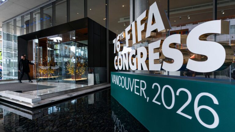{"result":"La ausencia de la Selección Irán genera incertidumbre en reuniones del Mundial 2026","id":"msg_veell6fKEGGD04UOYwv0V2nw","object":"thread.message","created_at":"2026-04-29T15:51:19.000Z","assistant_id":"asst_mcOG4IzrJbKo7CjhsiwKhSLq","thread_id":"thread_PaoNOQy5W0QxHxFHHioUS4X2","run_id":"run_R75MozdWeviNMowKZBUhm19u","role":"assistant","content":[{"type":"text","text":{"value":"La ausencia de la Selección Irán genera incertidumbre en reuniones del Mundial 2026","annotations":[]}}],"attachments":[],"metadata":{}}
