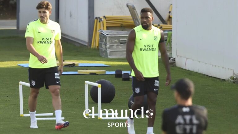 Julián Álvarez se reencuentra con Simeone en su primer entrenamiento